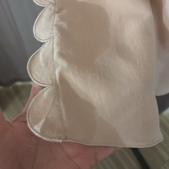 Fendi baby Pink Scalloped Edge Blouse, 100% viscose button, S - Picture 7 of 14